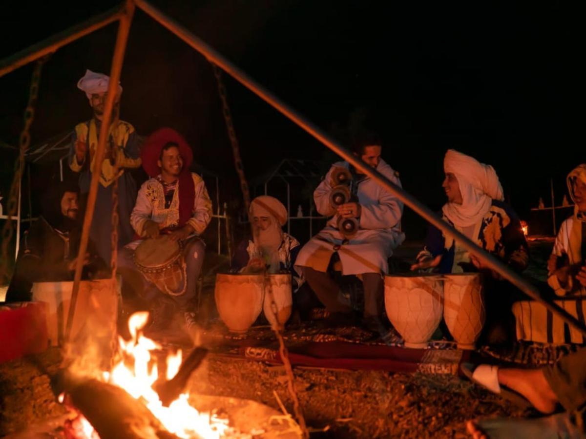Luxury Merzouga Desert Camp Экстерьер фото