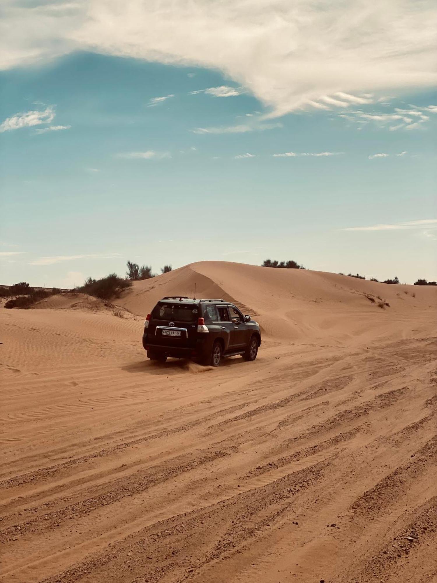 Luxury Merzouga Desert Camp Экстерьер фото