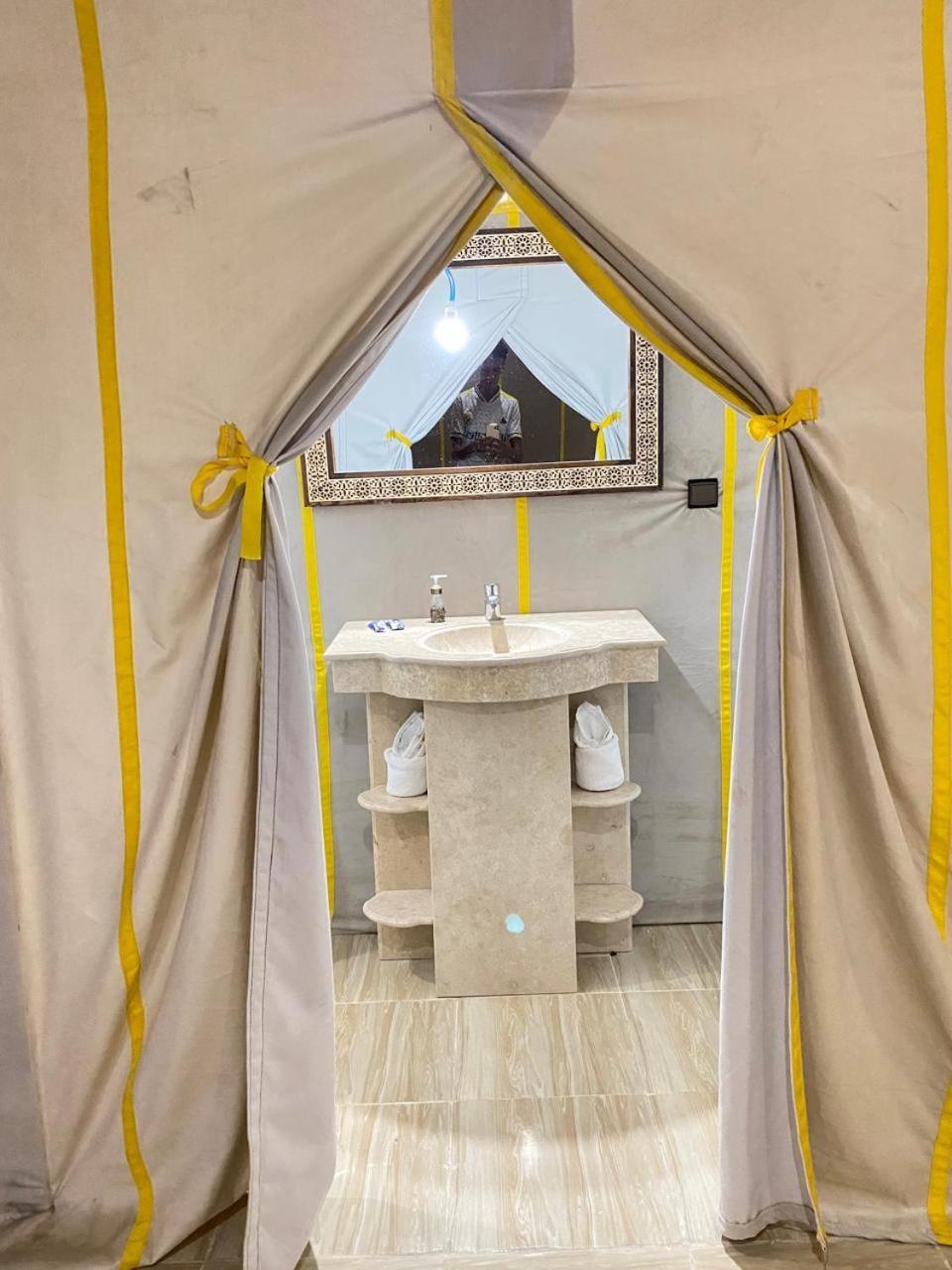 Luxury Merzouga Desert Camp Экстерьер фото